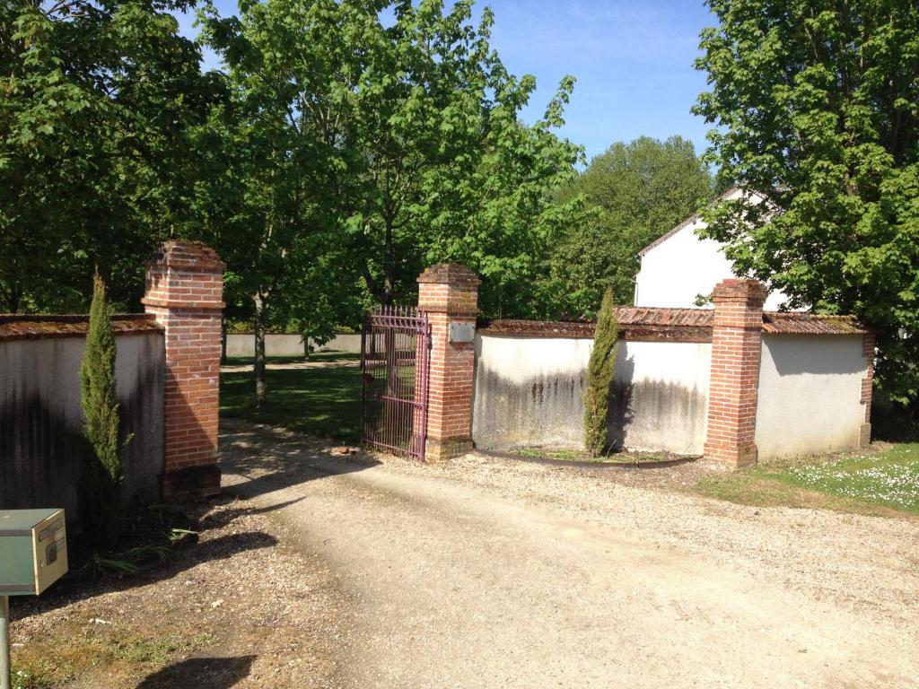Chambres D'Hotes Grand Bouy Berry-Bouy Exterior foto